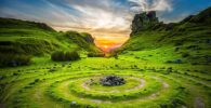 Espiral celta en el suelo, en la isla Skye, Escocia.